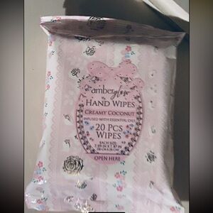 Amber Glow Hand Wipes - Creamy Coconut